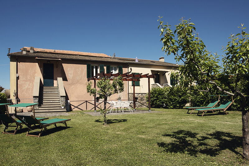 Appartamenti Vacanze Borgo S. Pietro Deiva Marina